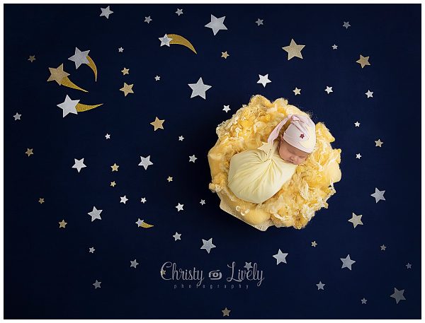 Christy Lively Photography Evansville Indiana-Newburgh Indiana Photography Newborn , Maternity Birth photography birth photographer Milestone photographer Cake Smash photographer Evansville-Newburgh Indiana