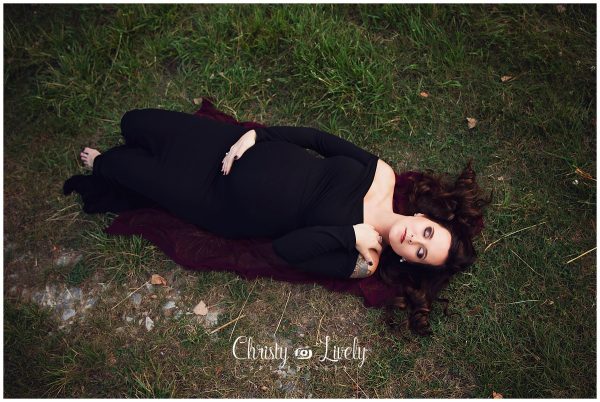 Christy Lively Photography Evansville Indiana-Newburgh Indiana Photography Newborn , Maternity Birth photography birth photographer Milestone photographer Cake Smash photographer Evansville-Newburgh Indiana