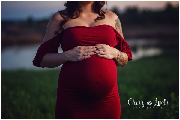 Christy Lively Photography Evansville Indiana-Newburgh Indiana Photography Newborn , Maternity Birth photography birth photographer Milestone photographer Cake Smash photographer Evansville-Newburgh Indiana