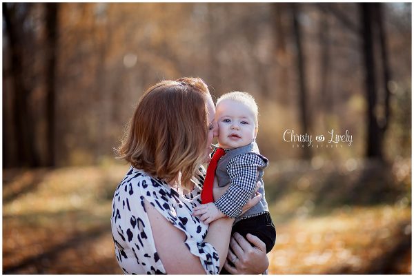 Christy Lively Photography Evansville Indiana-Newburgh Indiana Photography Newborn , Maternity Birth photography birth photographer Milestone photographer Cake Smash photographer Evansville-Newburgh Indiana