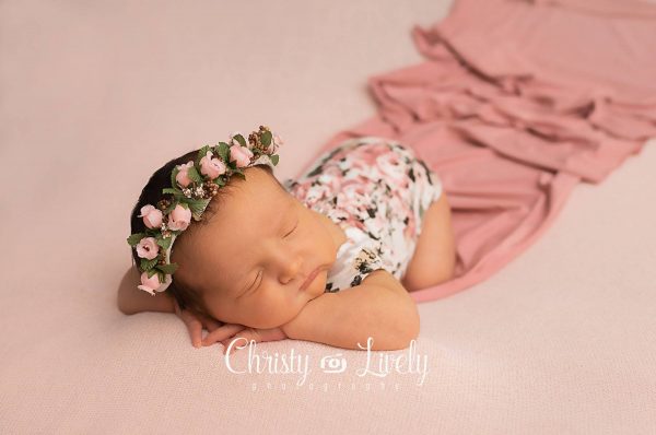 Christy Lively Photography Evansville Indiana-Newburgh Indiana Photography Newborn , Maternity Birth photography birth photographer Milestone photographer Cake Smash photographer Evansville Indiana-Newburgh Indiana