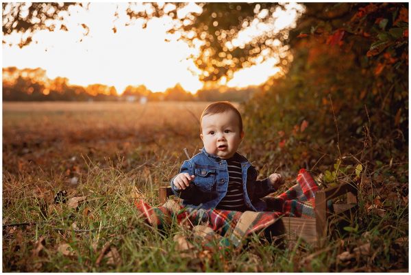 Christy Lively Photography Evansville Indiana-Newburgh Indiana Photography Newborn , Maternity Birth photography birth photographer Milestone photographer Cake Smash photographer Evansville-Newburgh Indiana