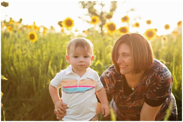 Christy Lively Photography Evansville Indiana-Christy Lively Photography Newburgh Indiana Photography Newborn photography, Maternity photography, Birth photography, newborn photographer, birth photographer Milestone photographer Cake Smash photographer Evansville-Newburgh Indiana Best Newborn Photographer Evansville, Indiana. Best Photographer. Southern Indiana Newborn Photographer, Southern Indiana Photographer. Sunflower, sunflower minis, sun flower